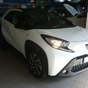 TOYOTA AYGO X CAMBIO AUTOMATICO TREND