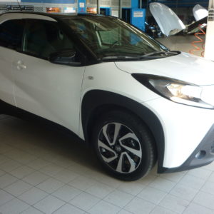 TOYOTA AYGO X CAMBIO AUTOMATICO TREND