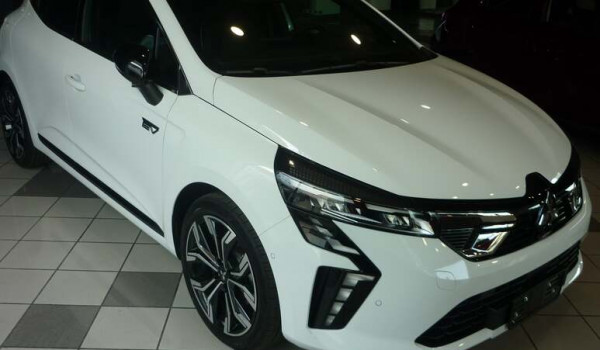 MITSUBISHI COLT HEV FULL HYBRID INSTYLE