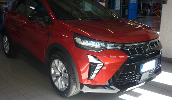 MITSUBISHI ASX BENZINA KM ZERO