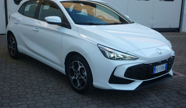 MG3 BENZINA