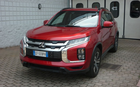 MITSUBISHI ASX 2.0 BENZINA INSTYLE A/T