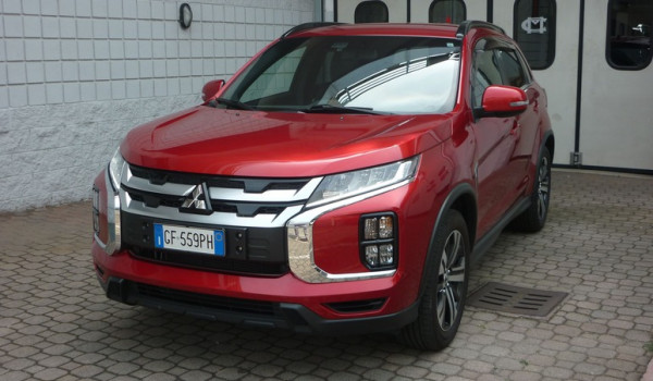 MITSUBISHI ASX 2.0 BENZINA INSTYLE A/T