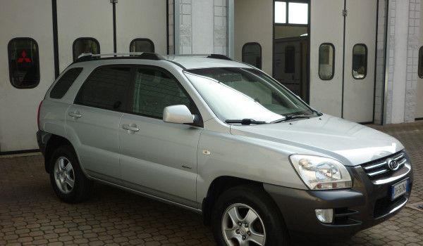 KIA SPORTAGE 2.0 BENZINA 4WD